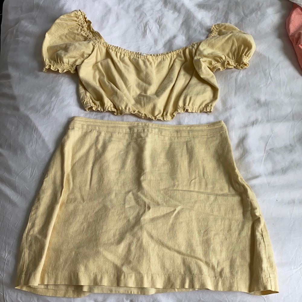 Abercrombie & Fitch set